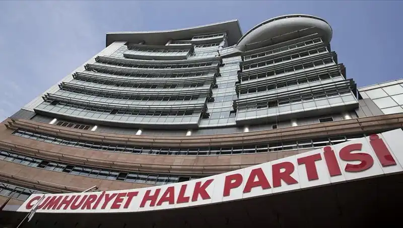 CHP Olağanüstü Kurultayı: Siyasi Gelecek İçin Stratejik Adımlar Neler Olacak?