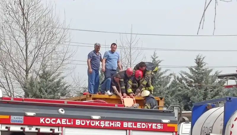 Tehlikeli Madde Taşıyan TIR Tankı Yoldan Çıktı, Kaza Korkutucu Anlara Neden Oldu