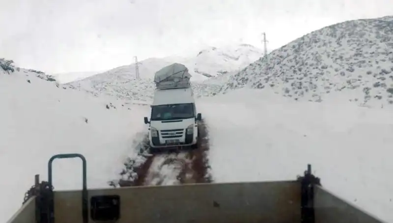 Nisan Ayında Yaşanan Kar Fırtınası, Türkiye'yi Esir Aldı!
