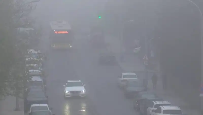 İstanbul'da Görüş Mesafesini Düşüren Yoğun Sis Etkisi