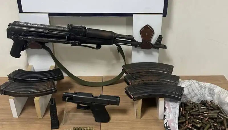 Diyarbakır'da Silahlı Kavga: Dört Kişi Tutuklandı, Olayın Ayrıntıları Belirleniyor