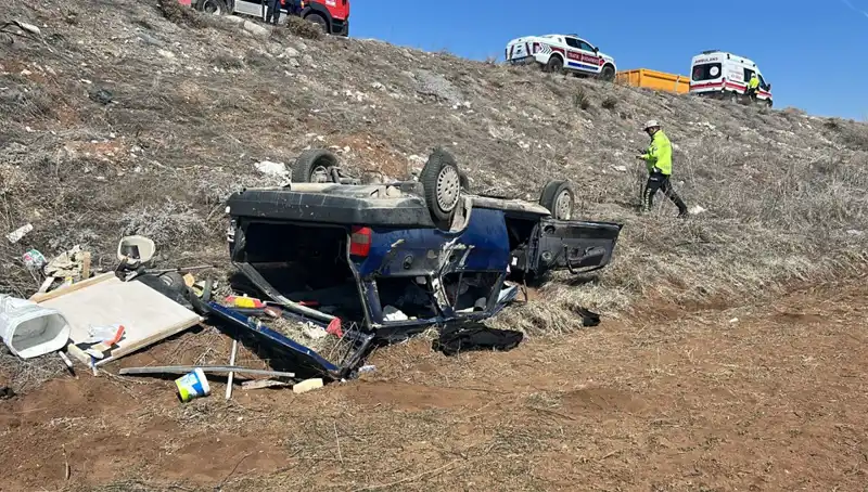 Otomobilin Şarampole Uçması Sonucu 7 Kişi Yaralandı