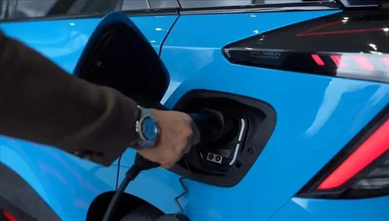 Türkiye’de Elektrikli Araç Şarj İstasyonu Sayısı 11 Bini Geçti: Yeni Dönem Başlıyor