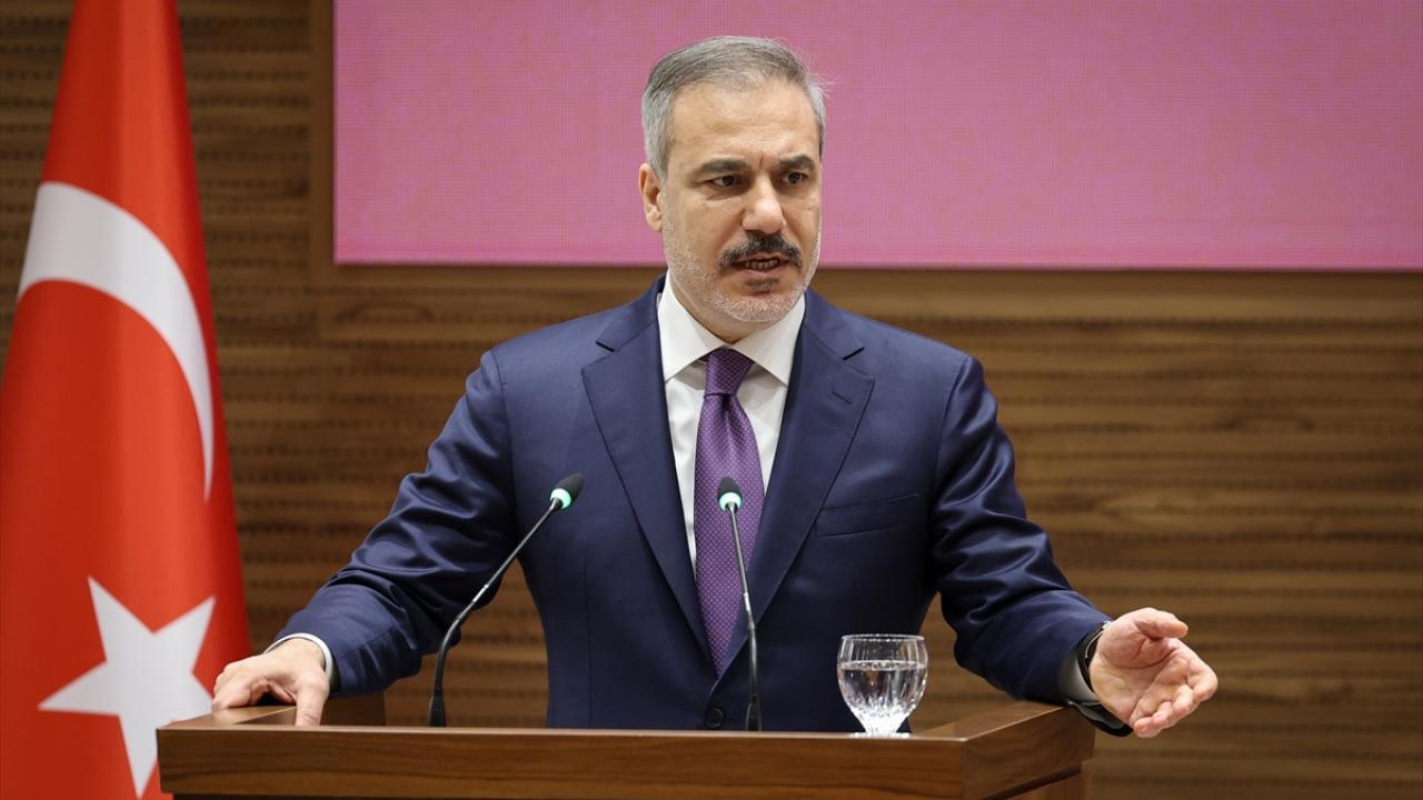 Bakan Fidan Gazzelilerin Sürülmesi Fikrine Karşı Çıktı