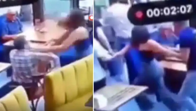 Garsona Tokat Atan Adam, Dükkanın İçinde Feci Bir Dayak Yedi!