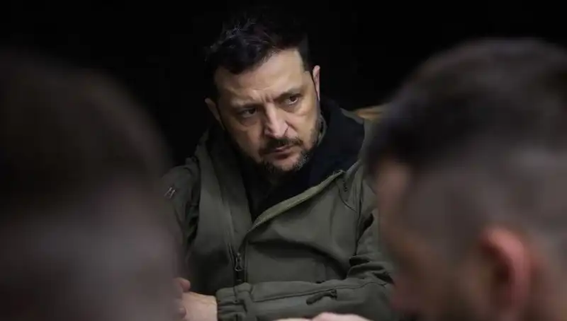 Ukrayna Lideri Zelenski'den NATO'ya Kritik Mesaj: "Nadir Element Anlaşmasında Yer Almıyoruz"