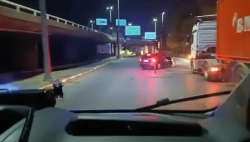 İstanbul'da Gerçekleşen Büyük Kaçakçılık Operasyonu: 36 Milyon TL Ele Geçirildi