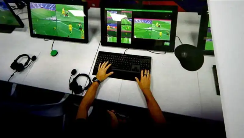 İtalya’da VAR Uygulaması, Maçlarda Yeniden Olacak!