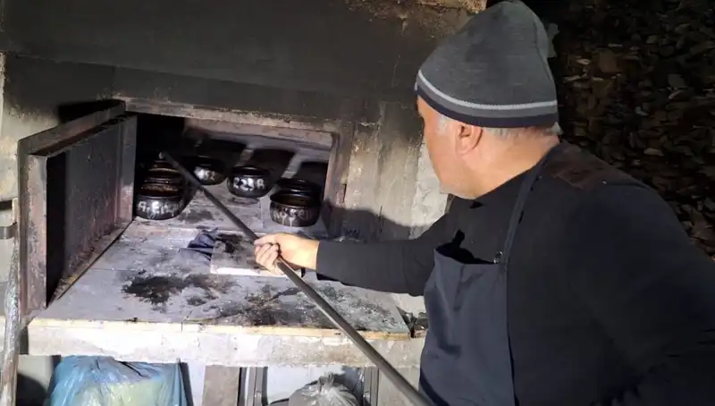 Sabah 9'dan Akşam 5'e: Pişirme Geleneğiyle Şehir Hayatı