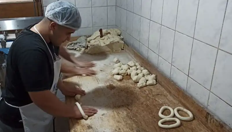 113 Yıllık Geleneğin Sırrı: Tarihi Taş Fırın ve Odun Ateşiyle Eşsiz Lezzet