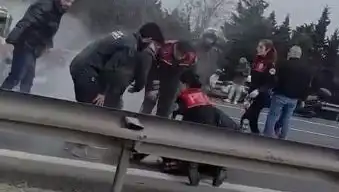 TEM Otoyolu'nda Zincirleme Kaza: 5 Yaralı, 4'ü Polis Memuru