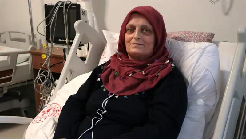 Meme Kanserini Yenen Kadın, Aort Kapağı Ameliyatıyla Hayata Döndü!